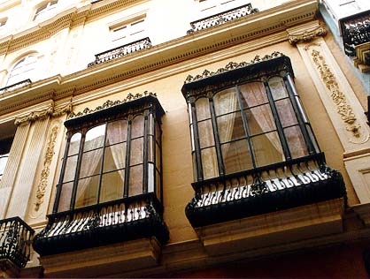 Balcones en calle Ancha